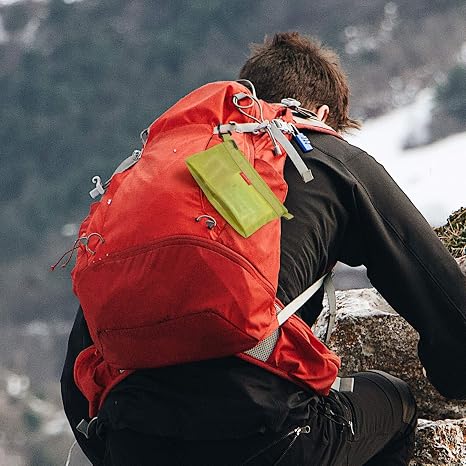 Bolsa con cremallera resistente al agua.